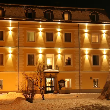 Rader Szálloda 3*